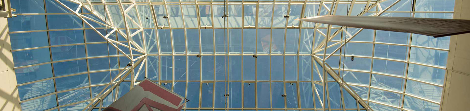Aluminium-Glasdachkonstuktion, montiert auf bauseitiger Stahlkonstruktion