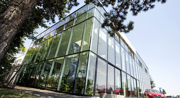 Vorhangfassade Aluminium-Glas